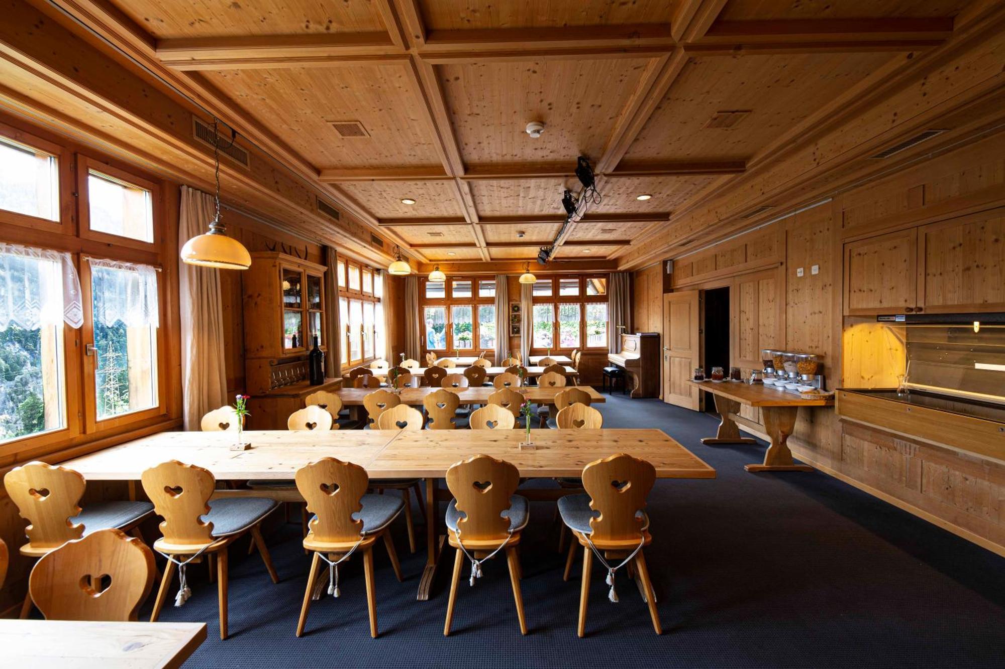Gasthaus Roessli Versam Eksteriør billede