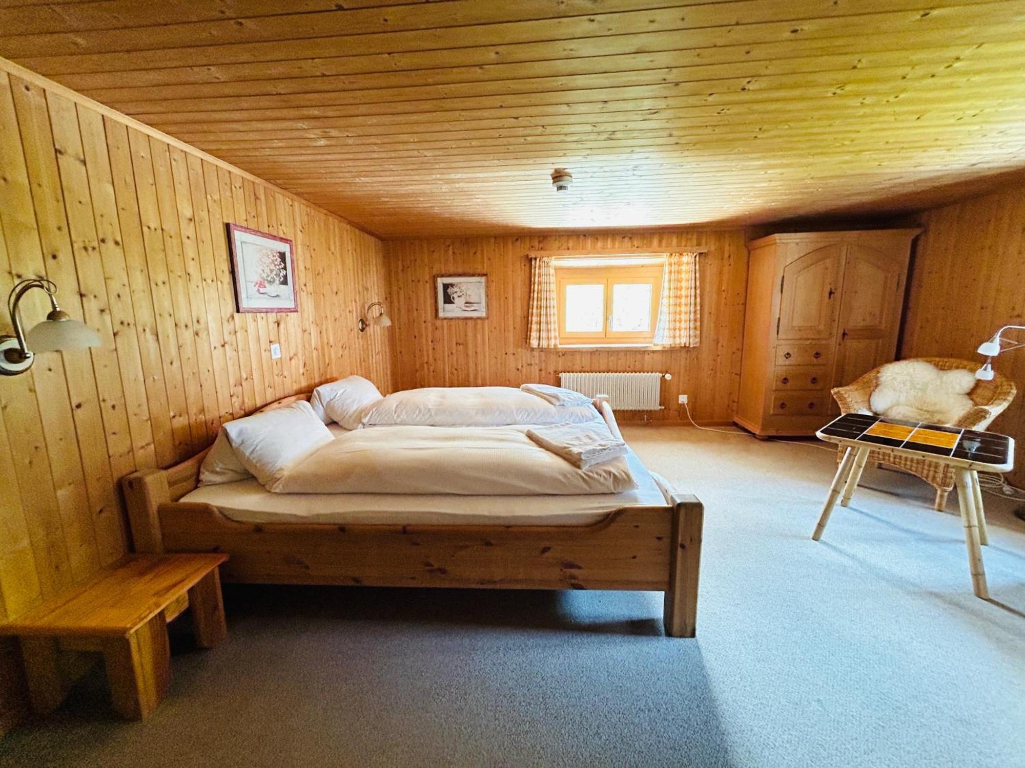 Gasthaus Roessli Versam Eksteriør billede