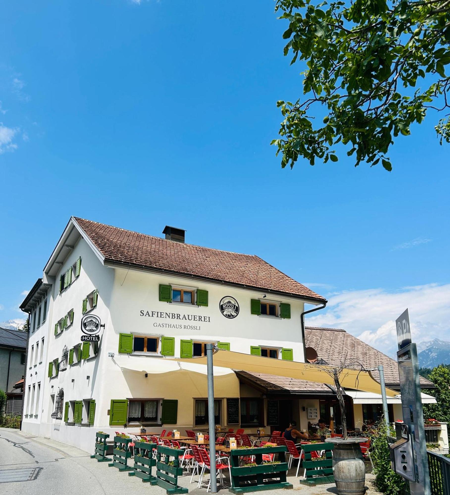 Gasthaus Roessli Versam Eksteriør billede